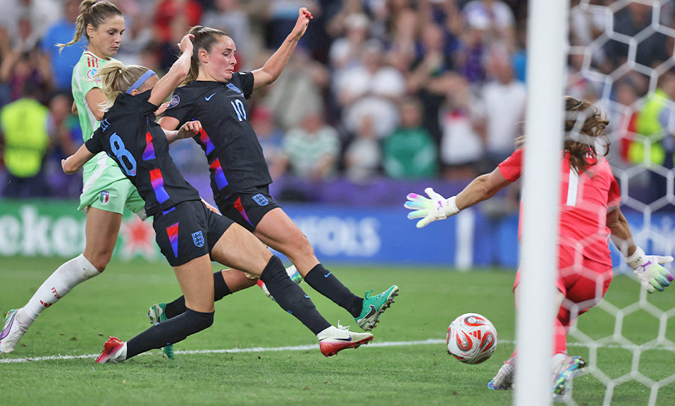 England gewinnt Halbfinal-Krimi: Die Pressestimmen England gewinnt Halbfinal-Krimi: Die Pressestimmen