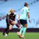 Missy Bo Kearns von Aston Villa erwartet Kind