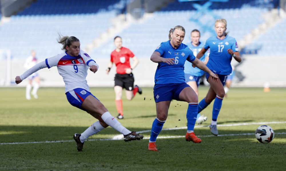 England feiert 500. Länderspiel mit Sieg